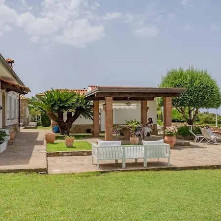 Le Casette Di Ulisse Guest house *