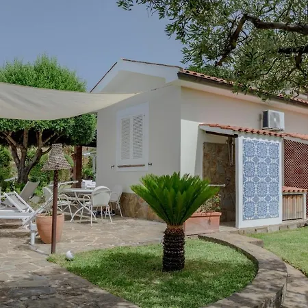 Le Casette Di Ulisse Guest house *