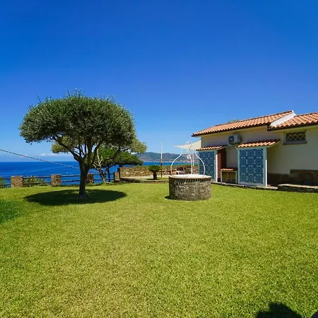 Le Casette Di Ulisse Guest house *